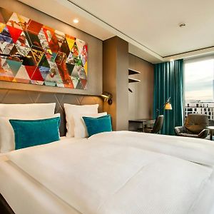 Motel One Frankfurt-Römer